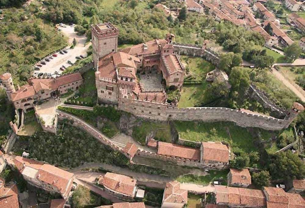 Hotel Castello Di Pavone Pavone Canavese Esterno foto